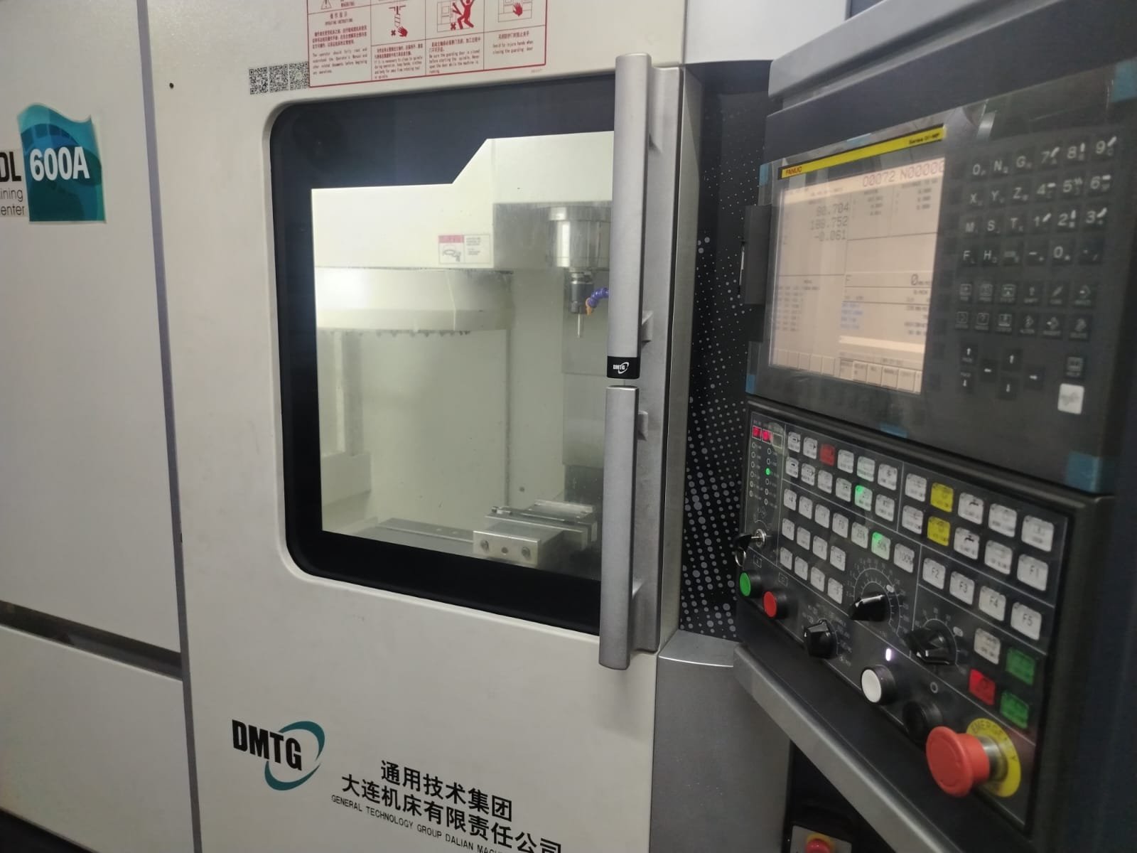 Máquina CNC DMG